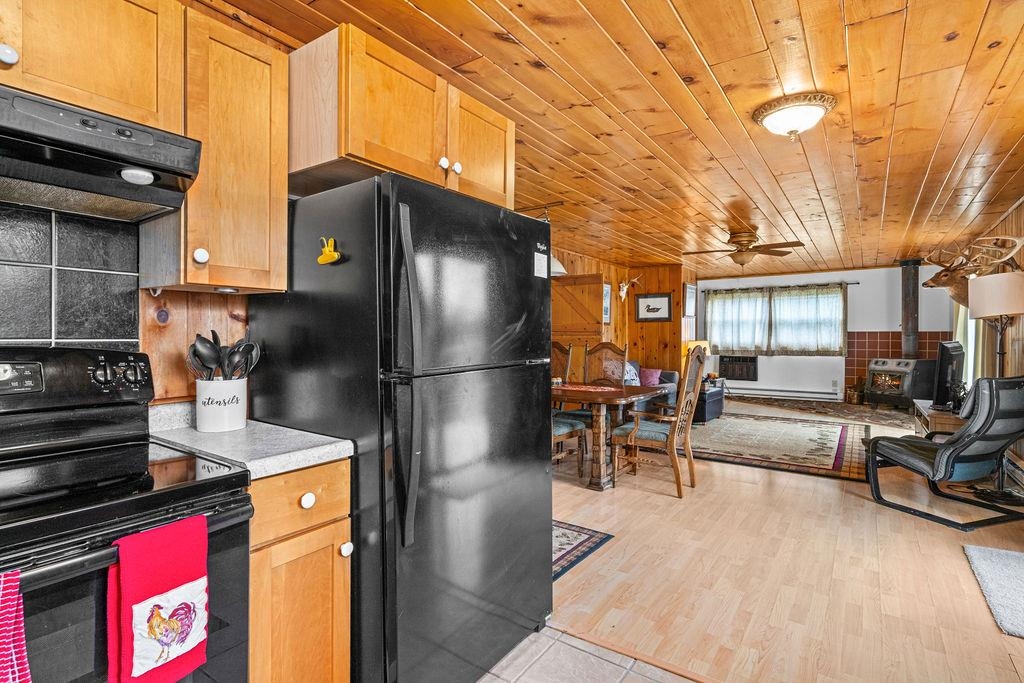 4231 Beaver Valley Road Silver Bay, MN 55614 - Photo 5 of 39