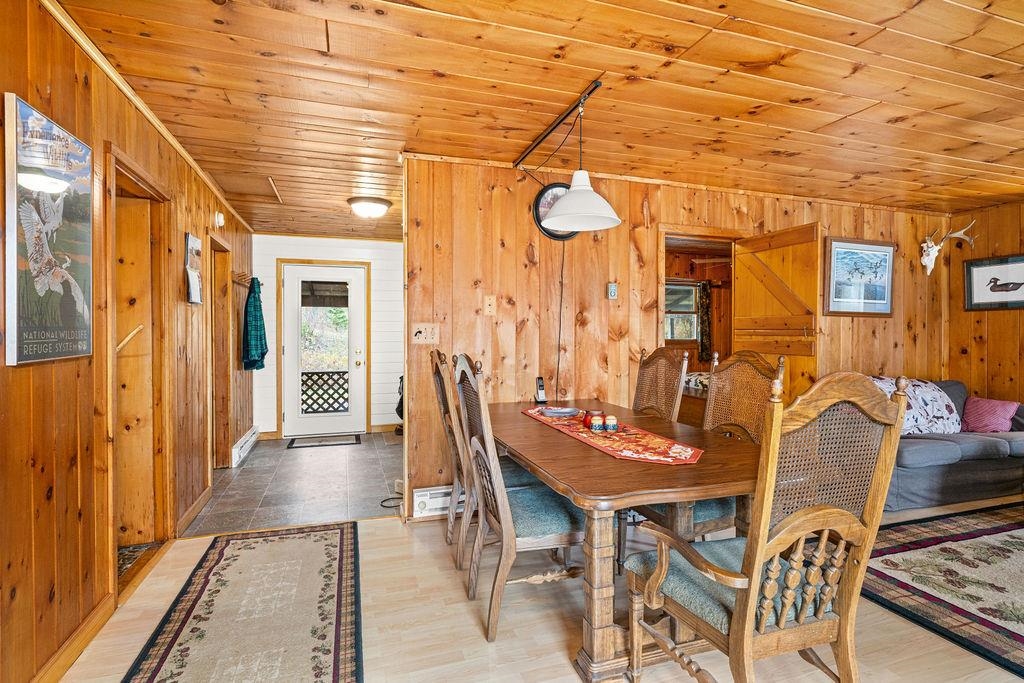 4231 Beaver Valley Road Silver Bay, MN 55614 - Photo 8 of 39