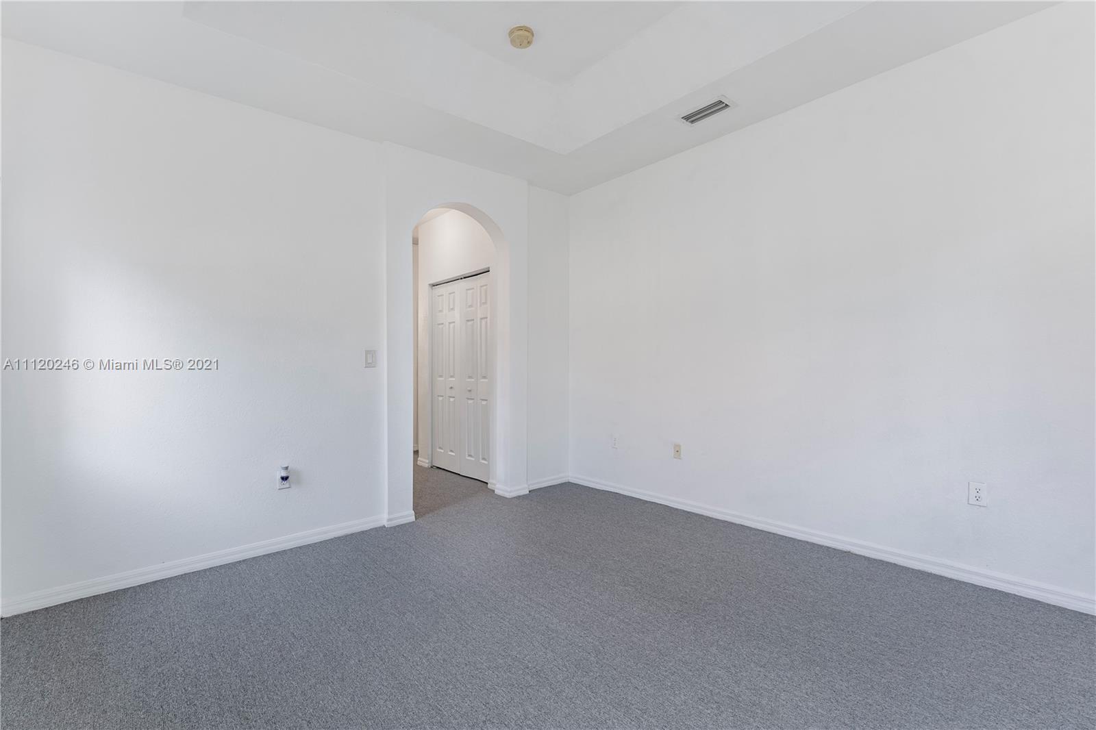 19064 Southwest 319th Street Homestead, FL 33030 - Photo 9 of 15 a view of an empty room