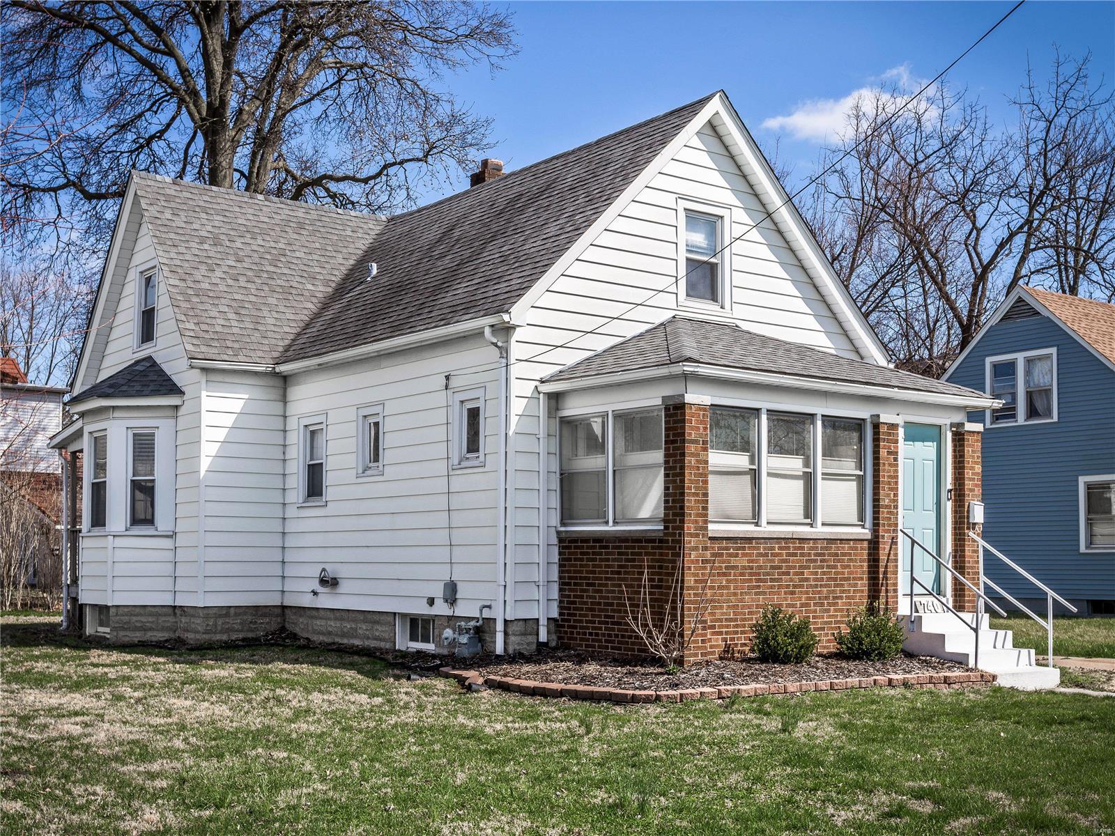 740 Troy Road Edwardsville, IL 62025 - Photo 2 of 41 Gallery Image 2