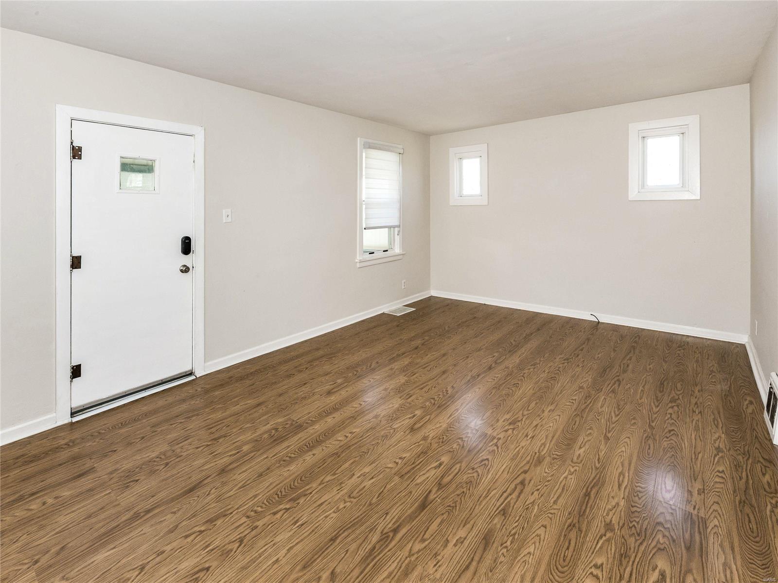 740 Troy Road Edwardsville, IL 62025 - Photo 9 of 41 Gallery Image 9