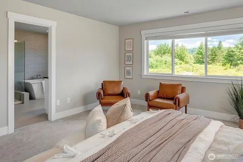 $1,290,000 | 4040 324th Lane Southeast, Fall City, WA 98024