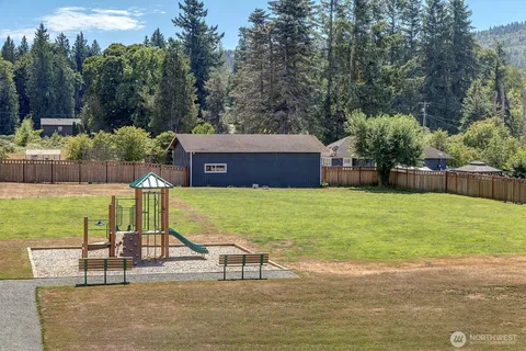 $1,290,000 | 4040 324th Lane Southeast, Fall City, WA 98024