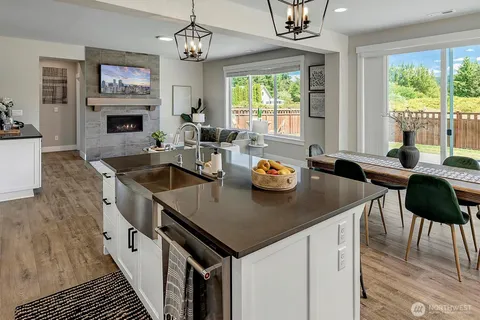 $1,290,000 | 4040 324th Lane Southeast, Fall City, WA 98024