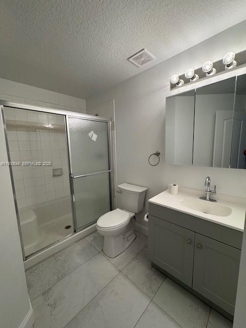 11033 Legacy Boulevard, Unit 302 Palm Beach Gardens, FL 33410 - Photo 15 of 28 a bathroom with a toilet sink and shower