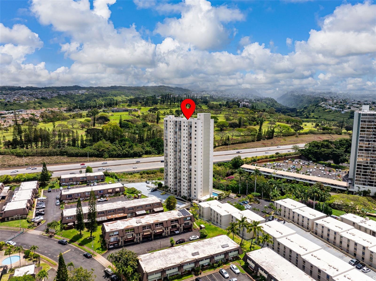 98-1038 Moanalua Road, Unit 1502 Aiea, HI 96701 - Photo 16 of 20 a outdoor view with a sitting space