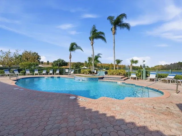 $225,000 | 4209 Woodstorks Walk Way, Unit 1204, Lutz, FL 33558