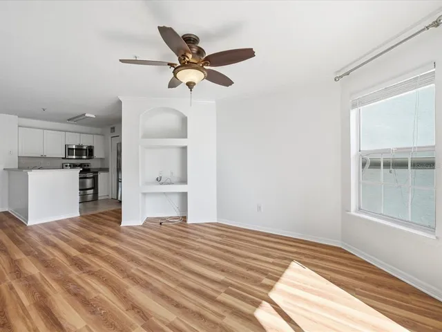 $225,000 | 4209 Woodstorks Walk Way, Unit 1204, Lutz, FL 33558