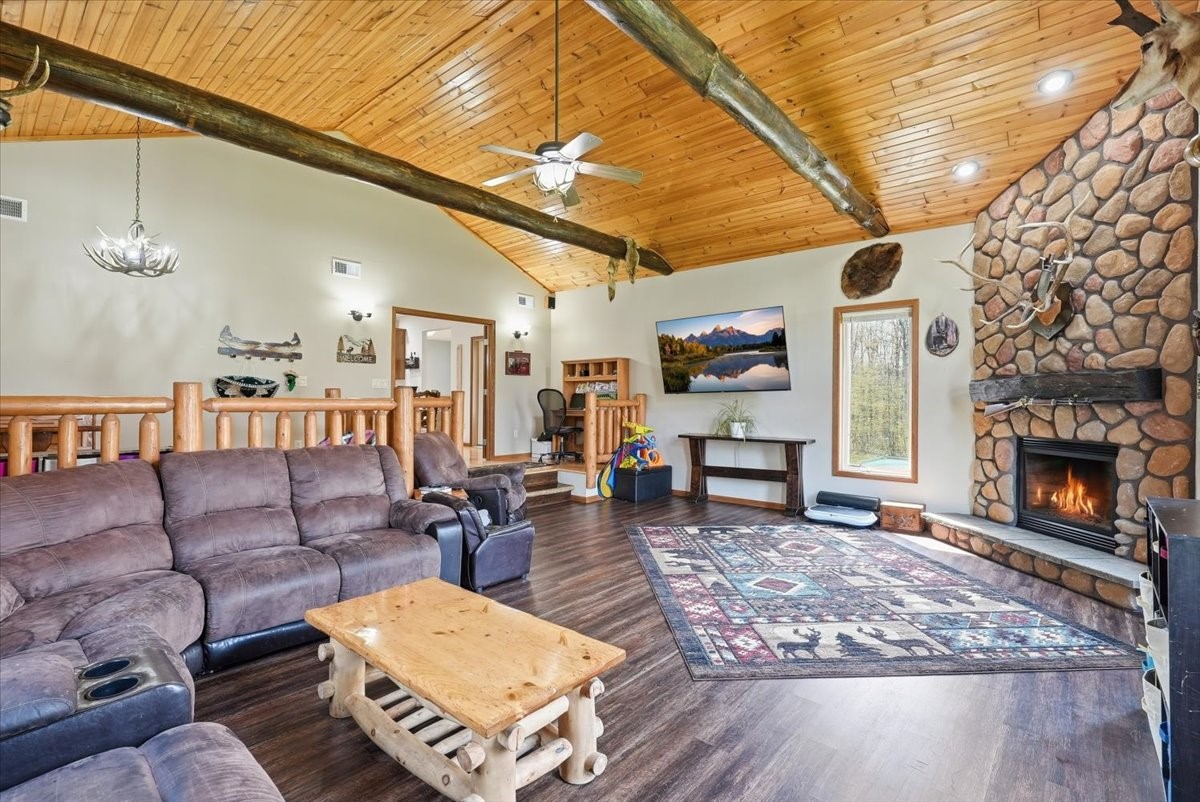 N1520 Hollow Road Stanley, WI 54768 - Photo 10 of 48