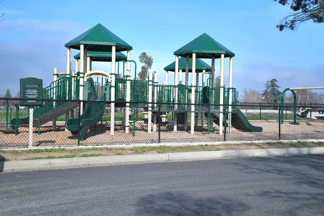 $408,000 | 1312 Riverview Drive, Madera, CA 93637