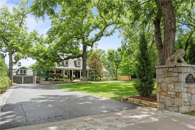 $1,595,000 | 5217 Walmer Street, Mission, KS 66202
