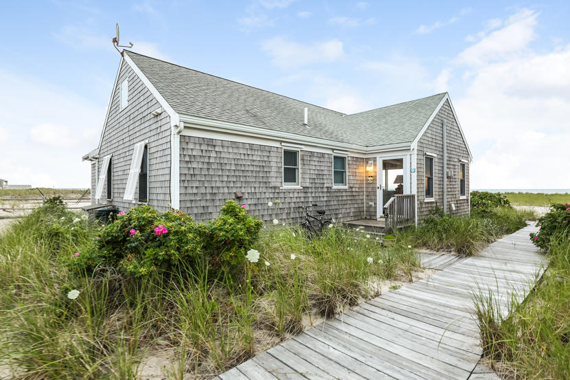 596 Shore Road 1