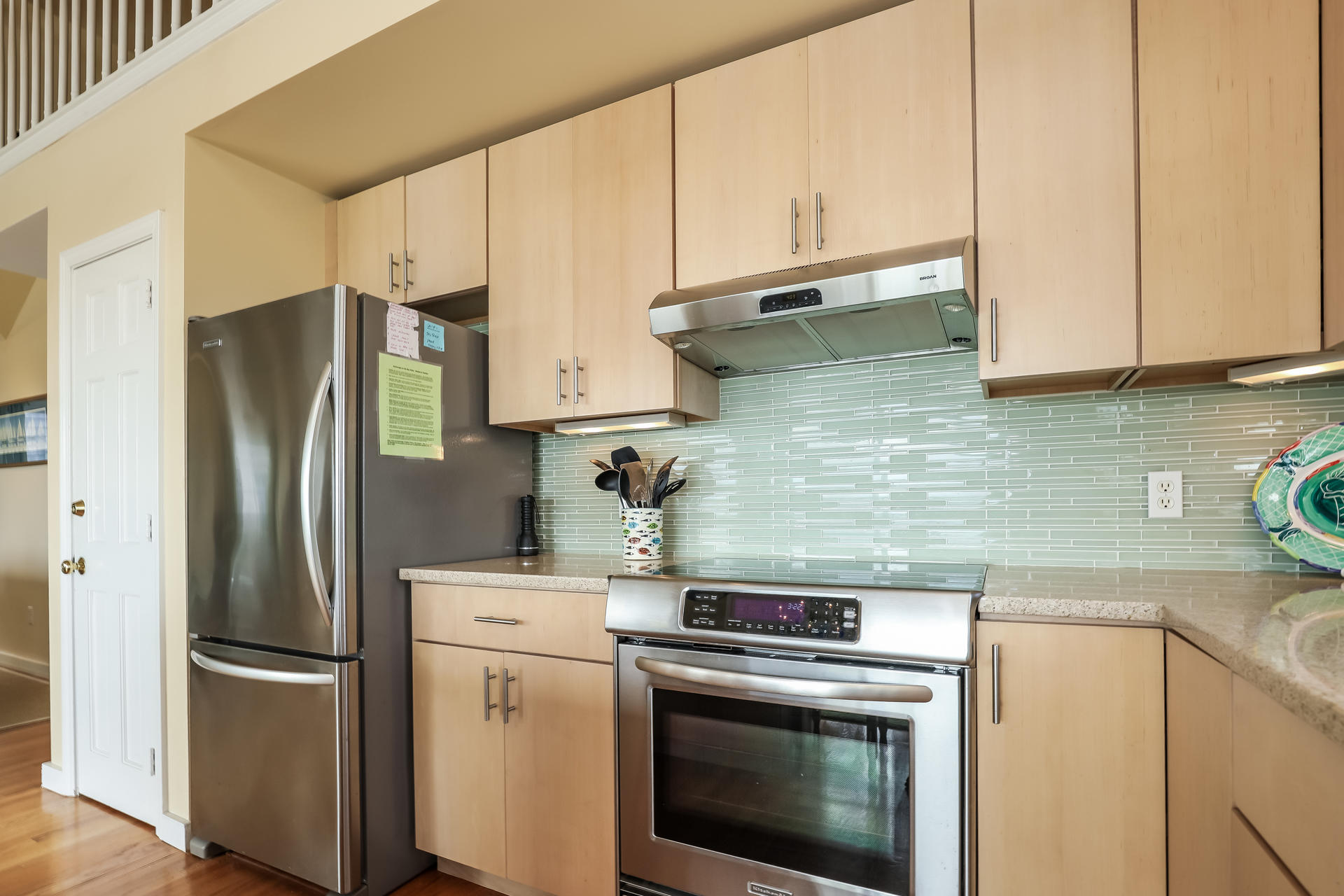 596 Shore Road, Unit 1 Truro, MA 02666 - Photo 13 of 52 596 Shore Road 1