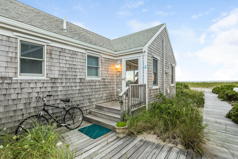 596 Shore Road, Unit 1 Truro, MA 02666 - Photo 5 of 52 596 Shore Road 1