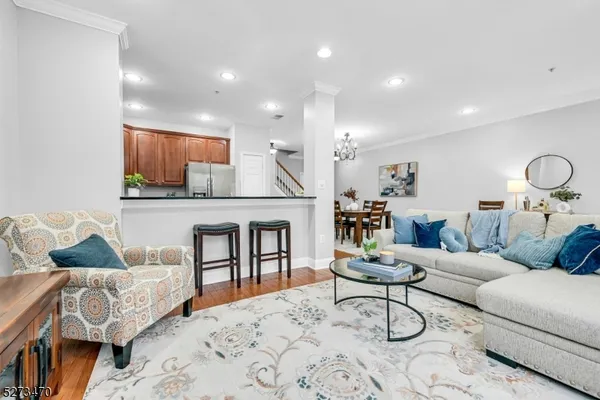 $3,500 | 106 Rock Creek Drive, Clifton, NJ 07014