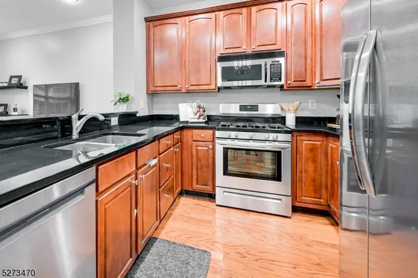 $3,500 | 106 Rock Creek Drive, Clifton, NJ 07014