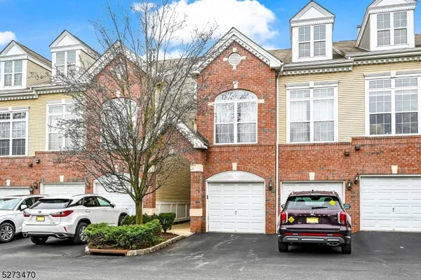 $3,500 | 106 Rock Creek Drive, Clifton, NJ 07014