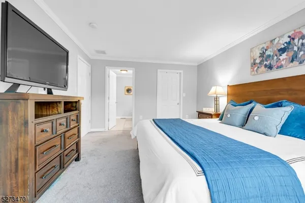 $3,500 | 106 Rock Creek Drive, Clifton, NJ 07014