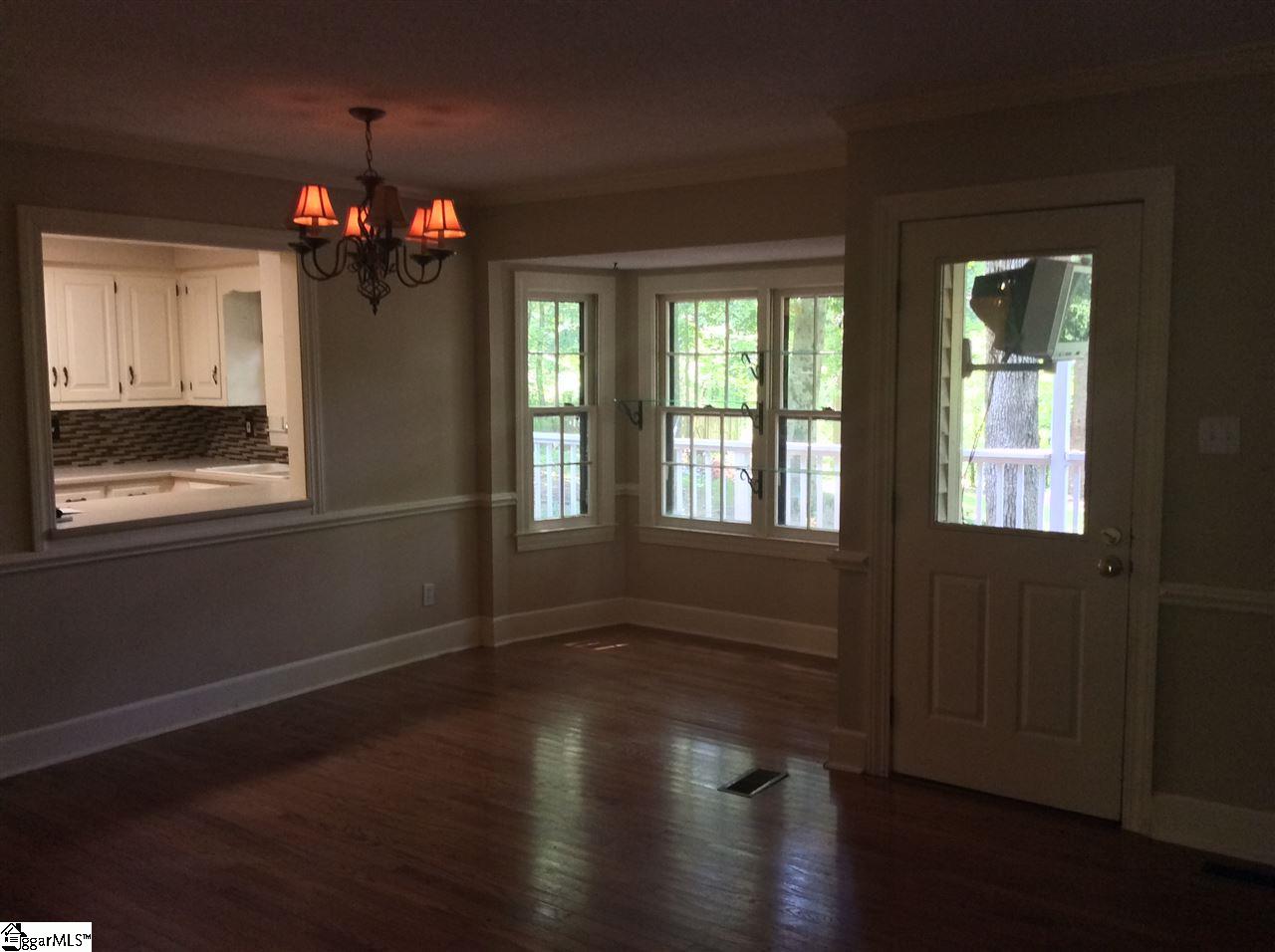 103 Bagwell Farm Road Spartanburg, SC 29302 - Photo 12 of 32 Breakfast nook within Great Room