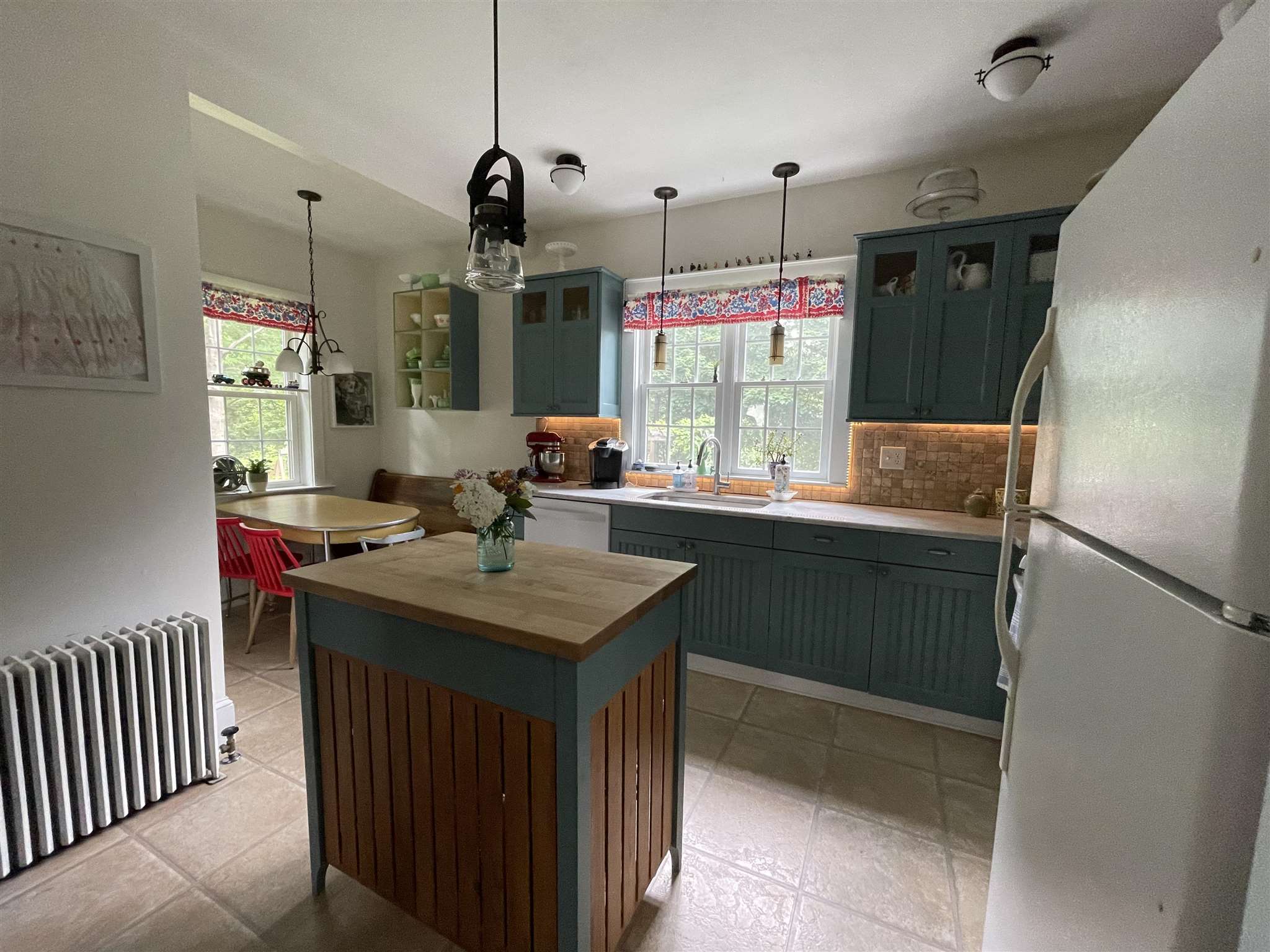 62 Lafayette Street Rutland, VT 05701 - Photo 7 of 38