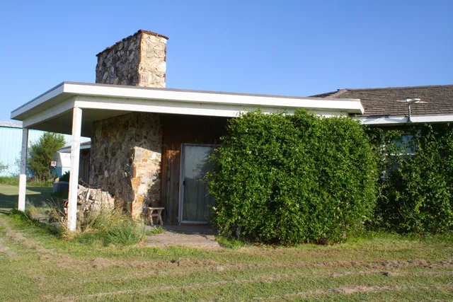 $480,000 | 2485 East Loop 335 South, Amarillo, TX 79118