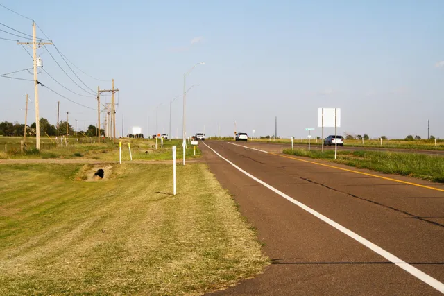 $480,000 | 2485 East Loop 335 South, Amarillo, TX 79118