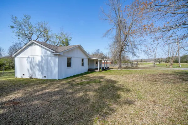 $199,900 | 7073 22nd Highway South, Michie, TN 38357