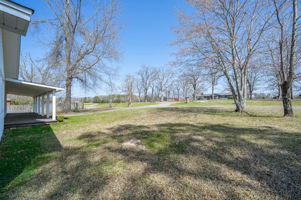 $199,900 | 7073 22nd Highway South, Michie, TN 38357