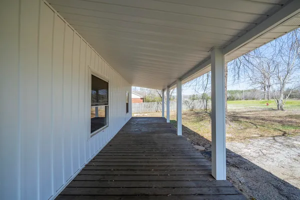 $199,900 | 7073 22nd Highway South, Michie, TN 38357