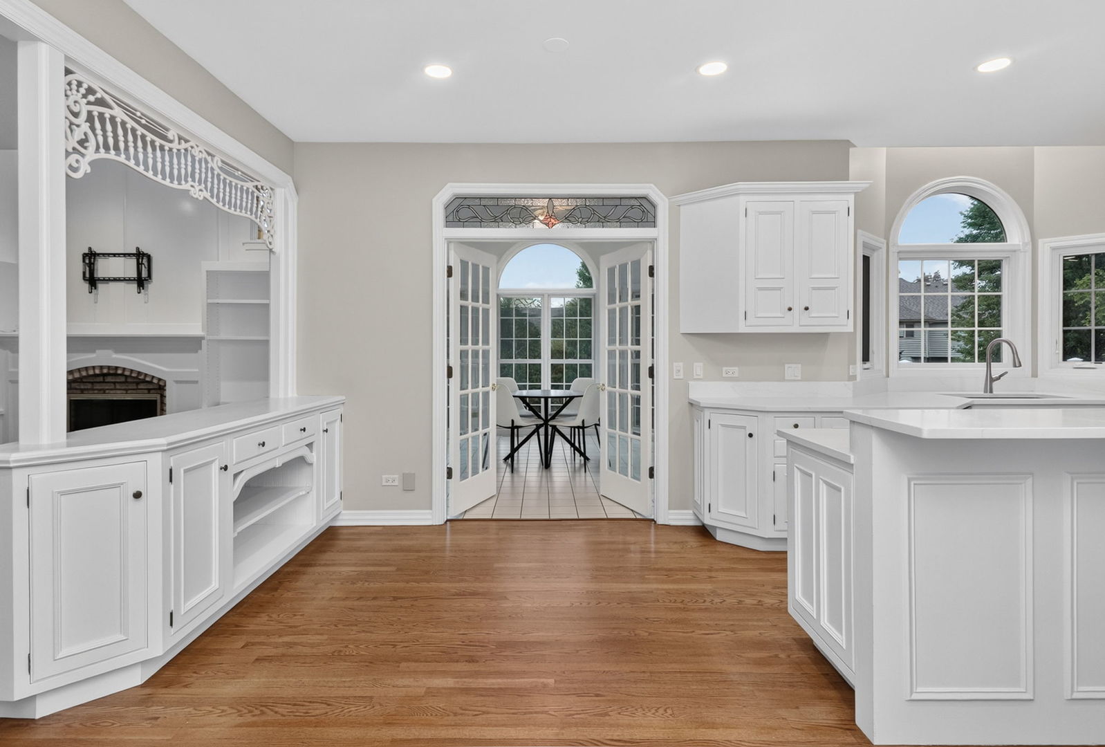 2715 Wendy Road Naperville, IL 60565 - Photo 10 of 50 Gallery Image 10