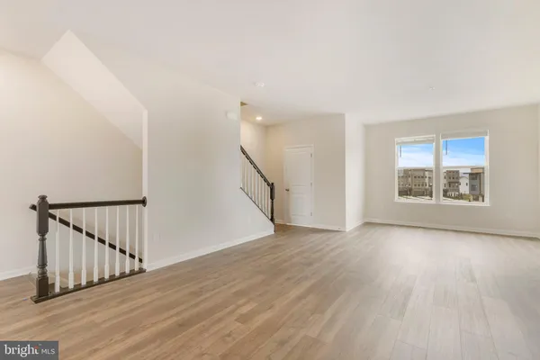 $2,895 | 572 Union Street, Frederick, MD 21701