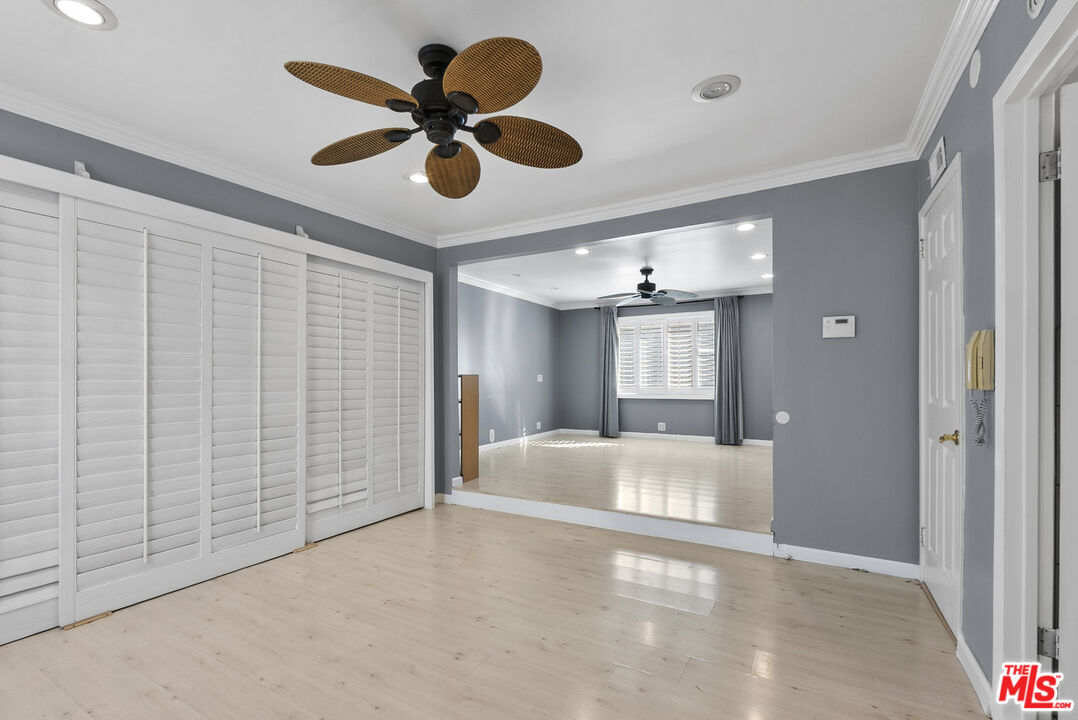 745 Oxford Avenue Marina del Rey, CA 90292 - Photo 11 of 37