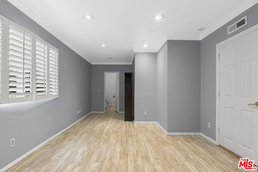 745 Oxford Avenue Marina del Rey, CA 90292 - Photo 22 of 37