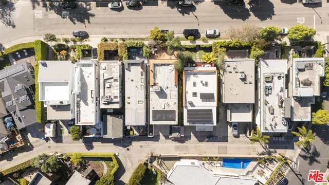 $9,900 | 745 Oxford Avenue, Marina del Rey, CA 90292