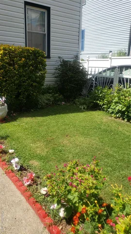 $820,000 | 18 South 11th Avenue, Mount Vernon, NY 10550