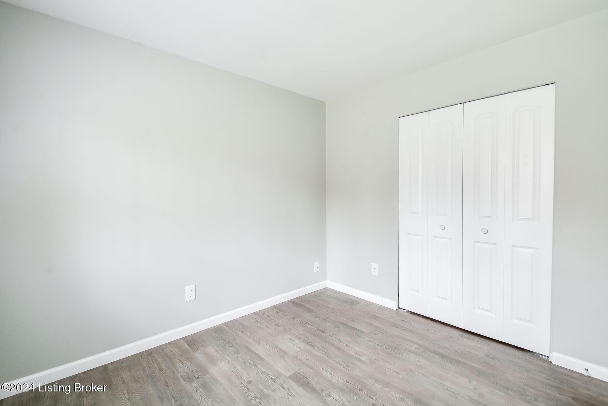 8712 James R Road Fairdale, KY 40118 - Photo 28 of 34 3712_James_R_Rd_40118_546