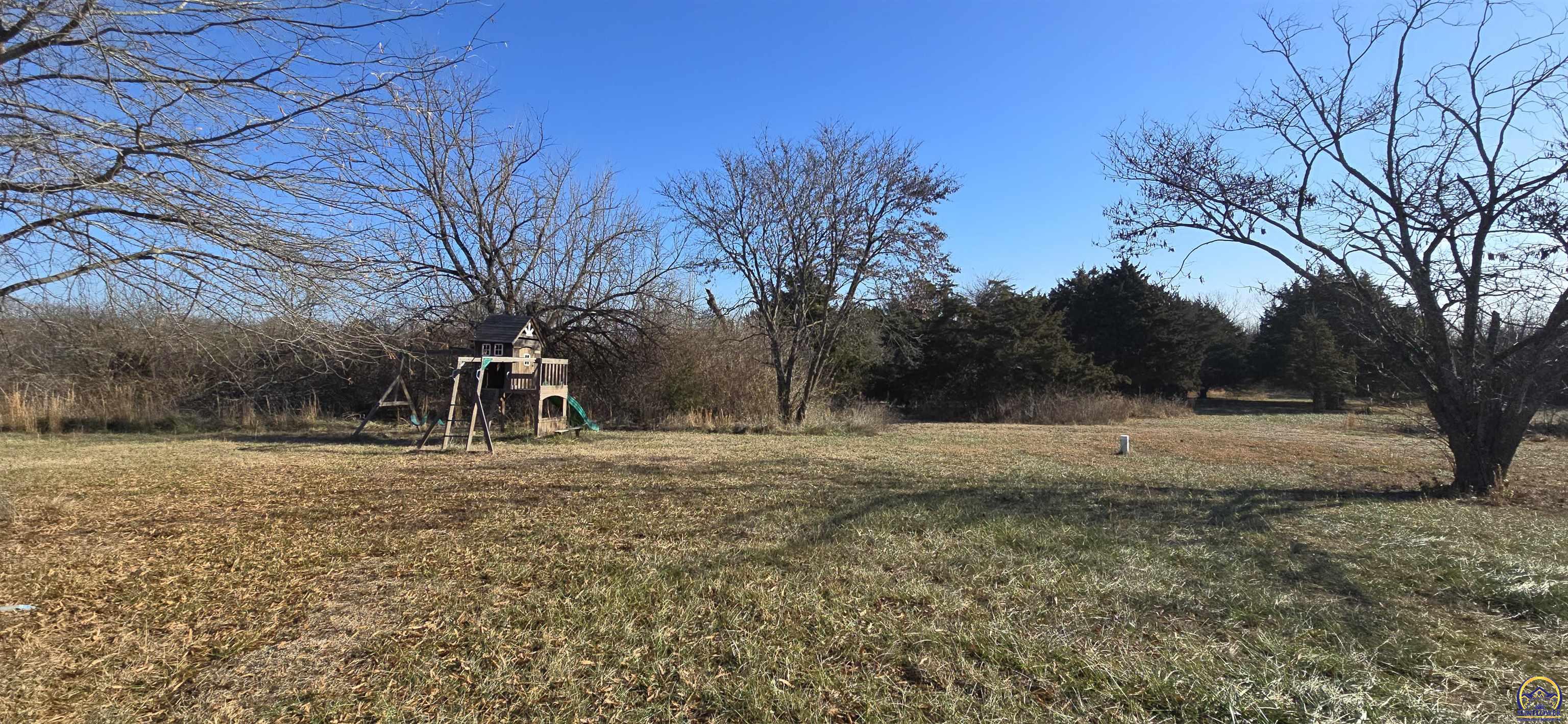 9020 Southwest Wanamaker Road Wakarusa, KS 66546 - Photo 19 of 41