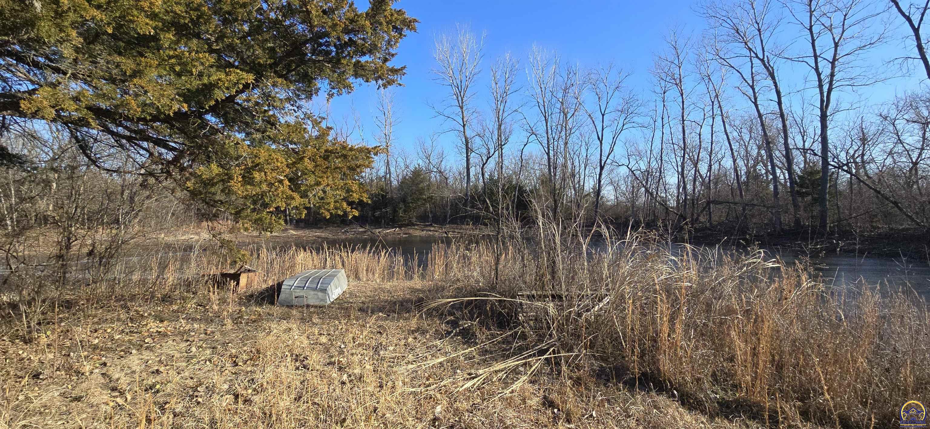 9020 Southwest Wanamaker Road Wakarusa, KS 66546 - Photo 21 of 41