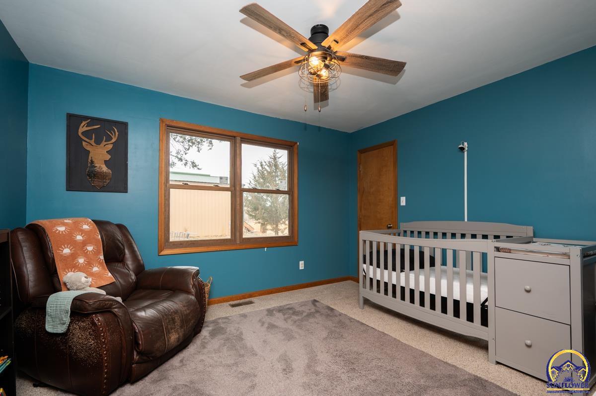 9020 Southwest Wanamaker Road Wakarusa, KS 66546 - Photo 22 of 44