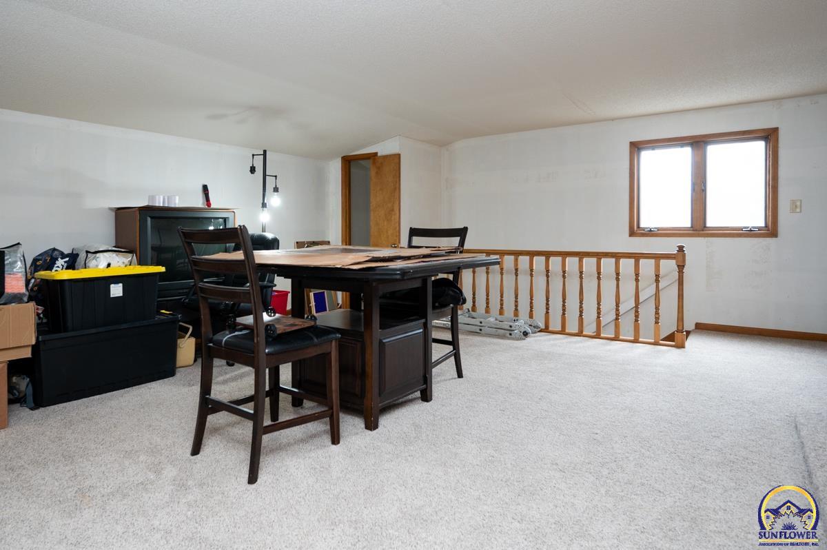 9020 Southwest Wanamaker Road Wakarusa, KS 66546 - Photo 28 of 44