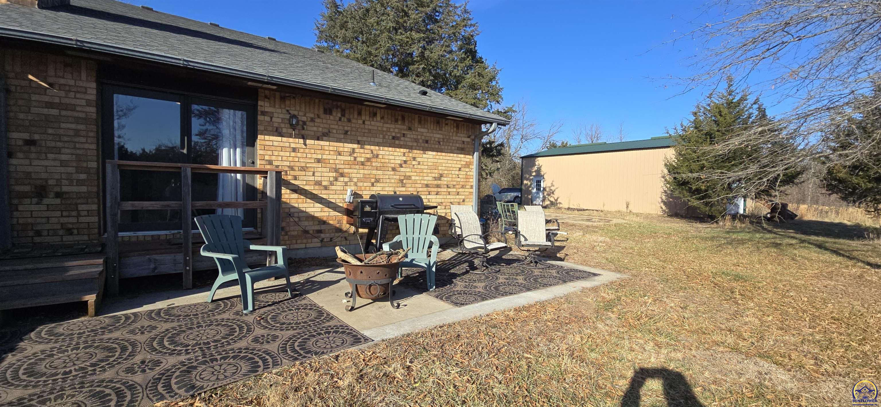 9020 Southwest Wanamaker Road Wakarusa, KS 66546 - Photo 29 of 41