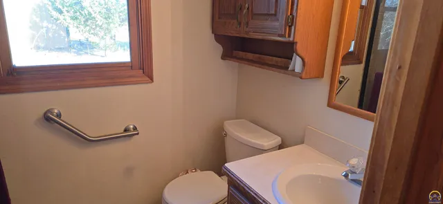 $475,000 | 9020 Southwest Wanamaker Road, Wakarusa, KS 66546