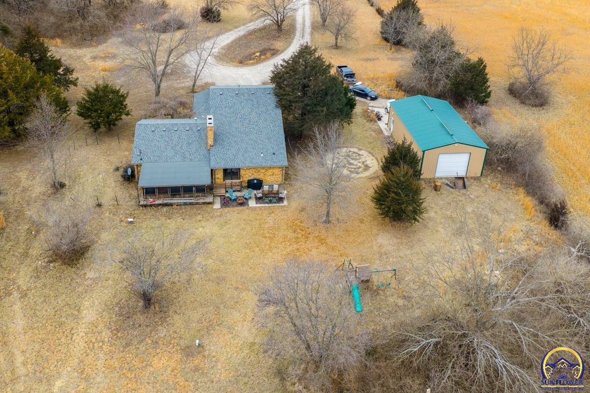 9020 Southwest Wanamaker Road Wakarusa, KS 66546 - Photo 39 of 44