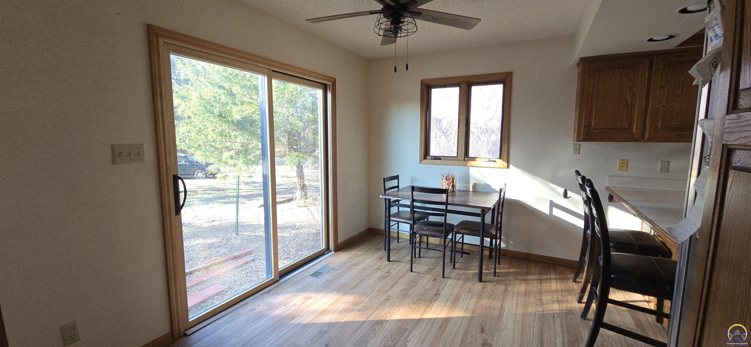 9020 Southwest Wanamaker Road Wakarusa, KS 66546 - Photo 7 of 41