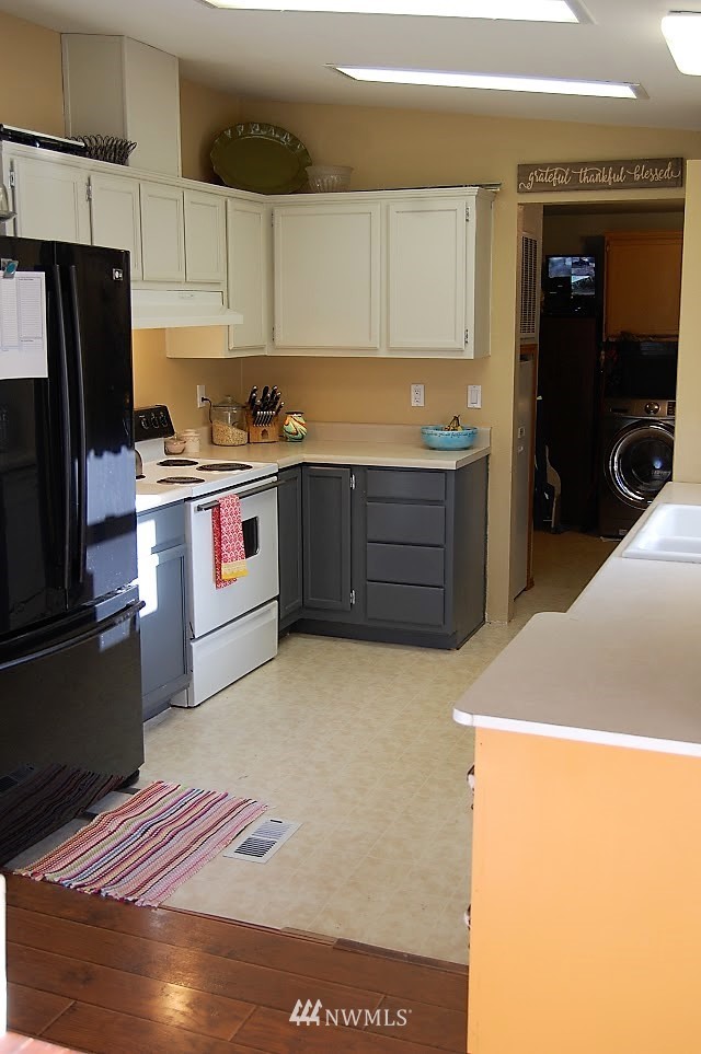 93 Tamarack Road Tonasket, WA 98855 - Photo 3 of 24