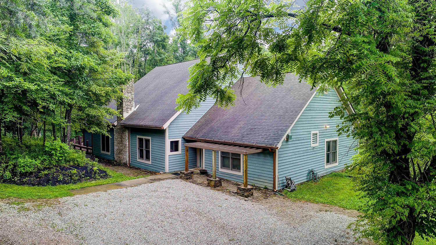 9568 Stage Road Logan, OH 43138 - Photo 8 of 67