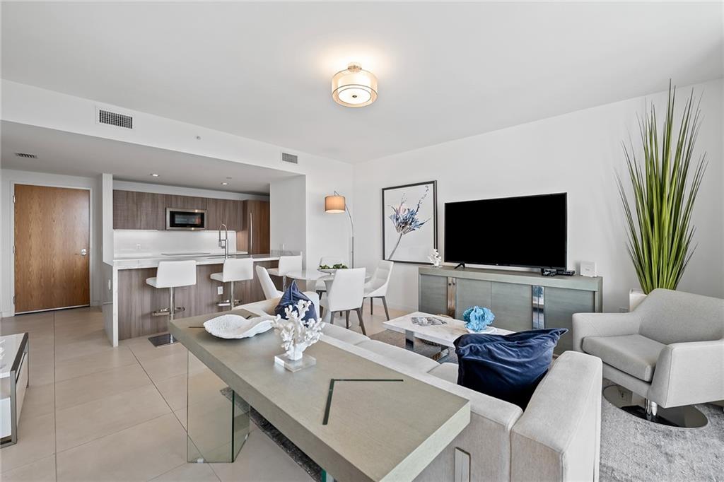 401 North Birch Road, Unit 614 Fort Lauderdale, FL 33304 - Photo 2 of 22