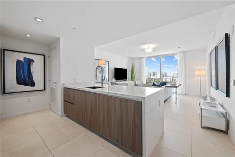 $695,000 | 401 North Birch Road, Unit 614, Fort Lauderdale, FL 33304