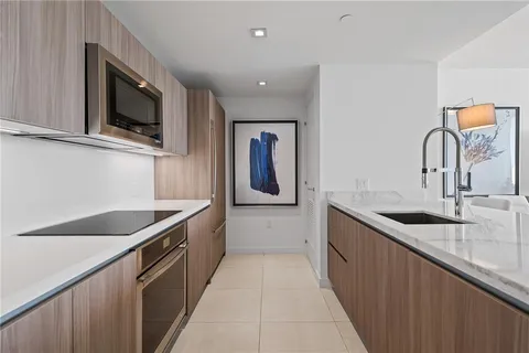 $695,000 | 401 North Birch Road, Unit 614, Fort Lauderdale, FL 33304