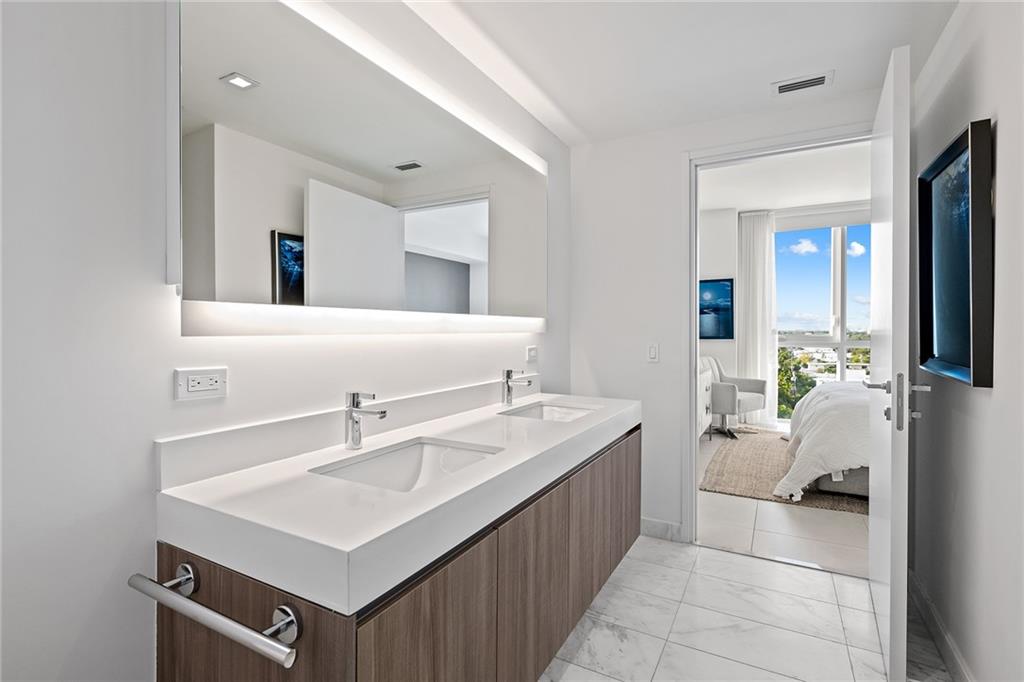 401 North Birch Road, Unit 614 Fort Lauderdale, FL 33304 - Photo 10 of 22